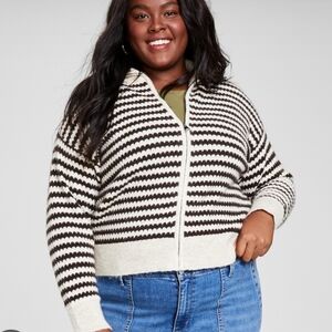 Women's Mock Necked Collar Zippered Sweater - Black & White - And Now This - 1X